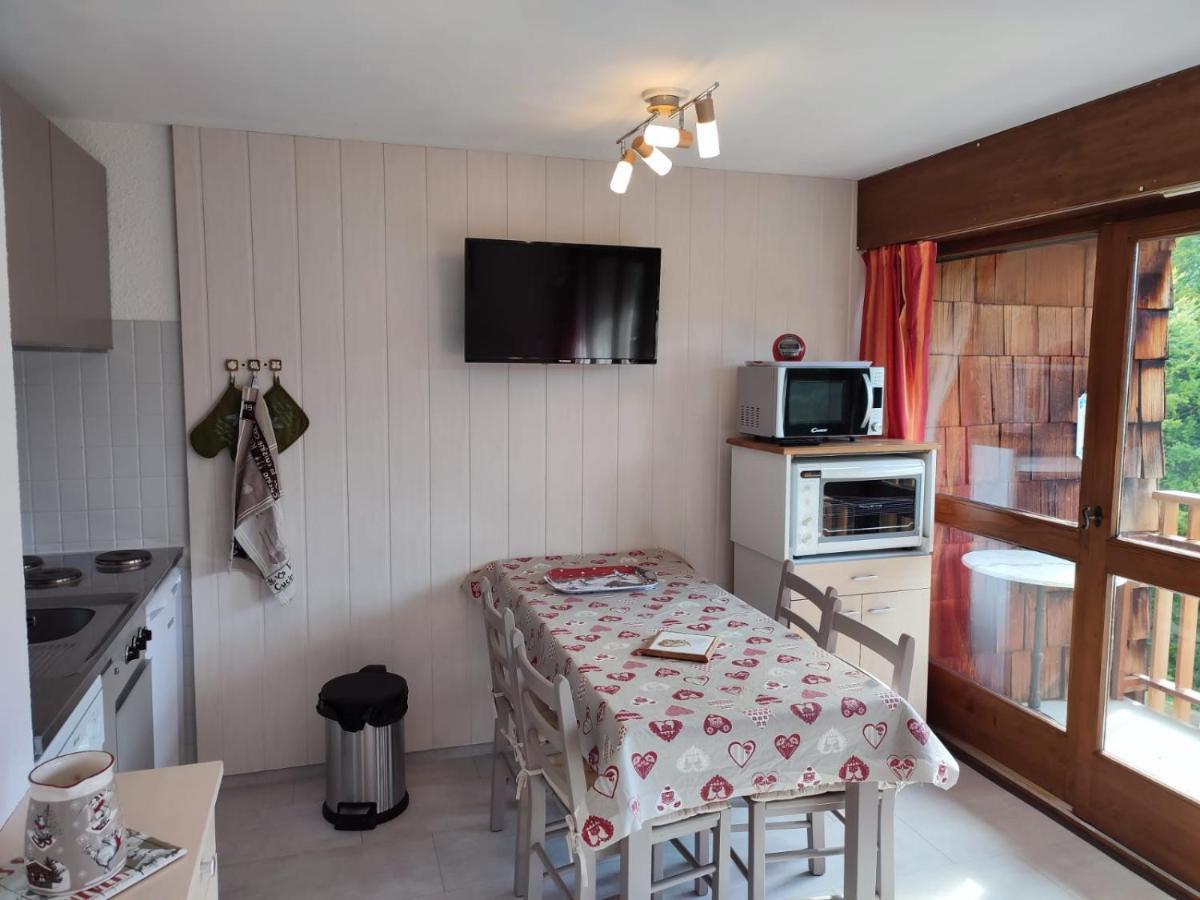 Coquet Studio De 4 Personnes Aux Carroz - Balcon Et Wifi Ле Каро д'Араш Екстериор снимка